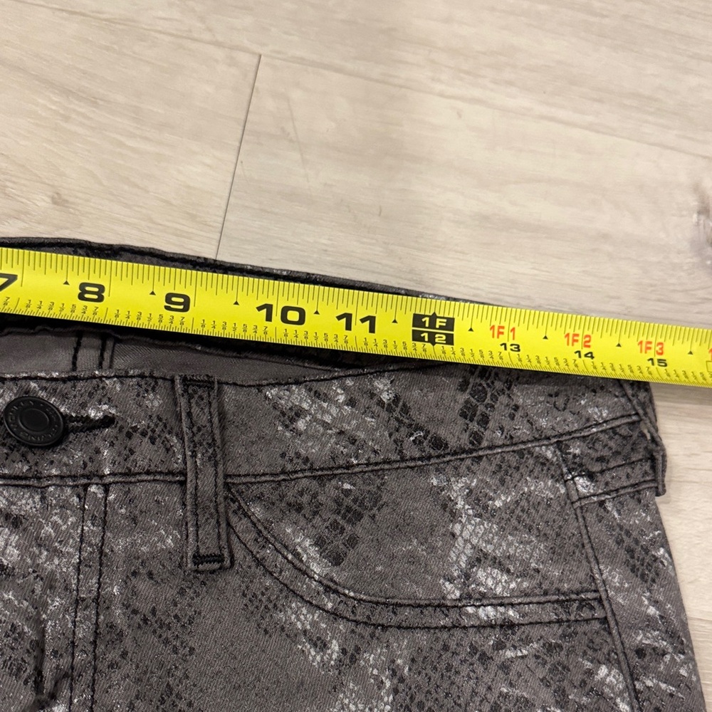 Flying Monkey Nwot Snake Metallic Patterned Skinn… - image 8